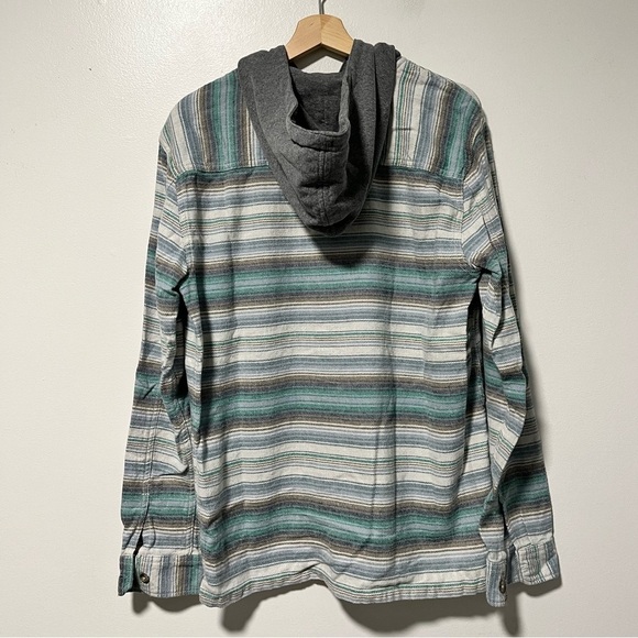 Billabong Men’s Hooded Button-Down Shirt Jacket - Medium – Green Gray Striped - Picture 3 of 15